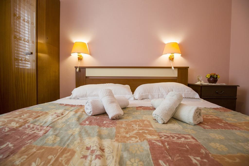 Apartments & Rooms Ribaric Laurana Esterno foto