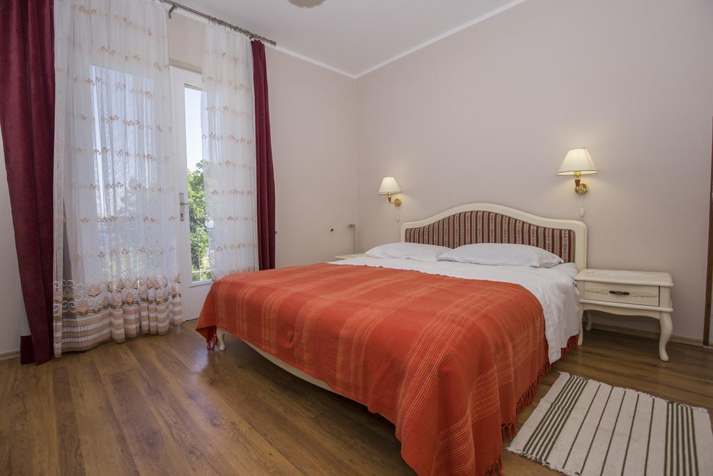 Apartments & Rooms Ribaric Laurana Esterno foto